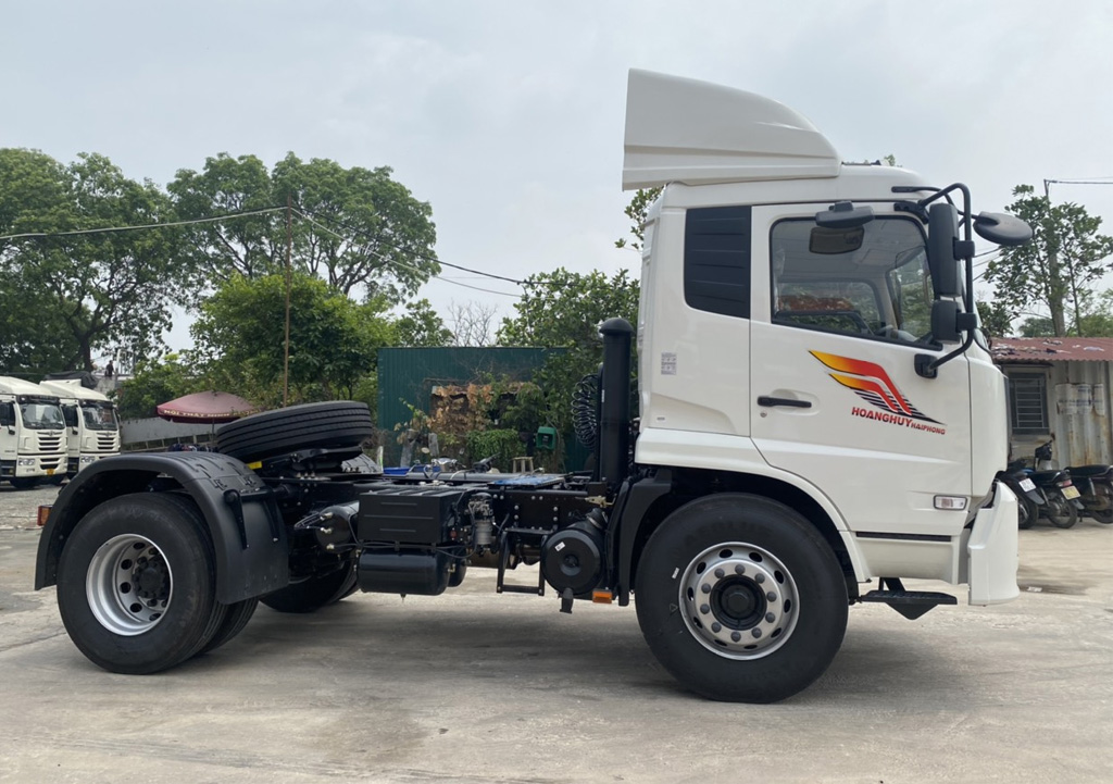 giá đầu kéo dongfeng 1 cầu