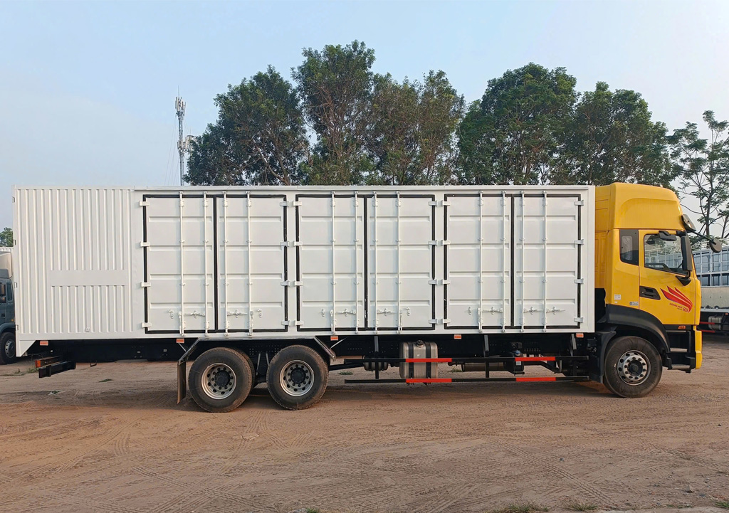 giá xe tải dongfeng 3 chân