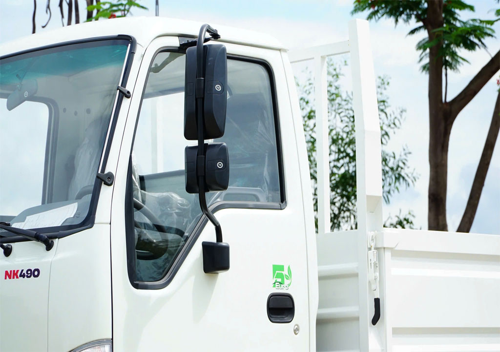 isuzu thùng dài 6m2