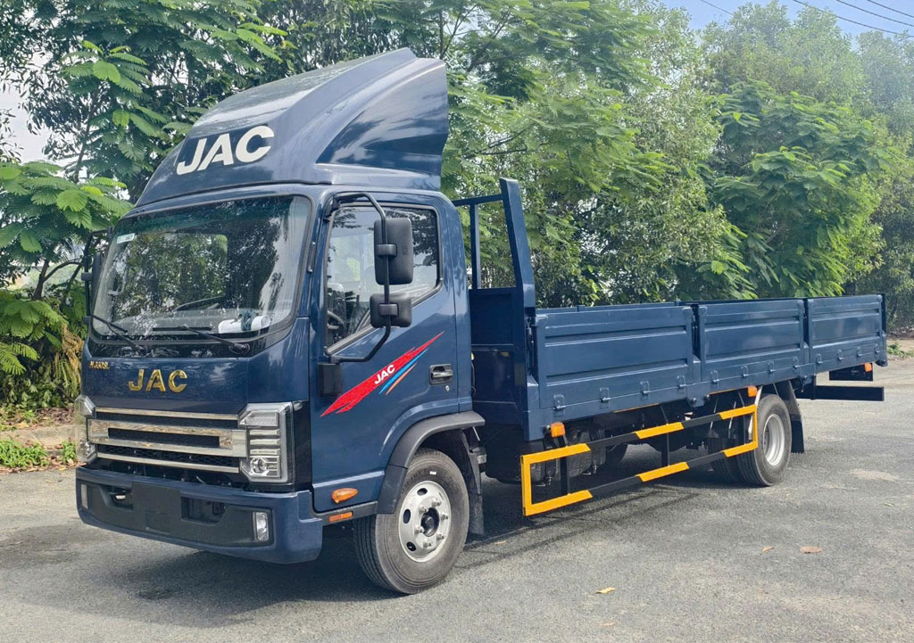 xe tải jac 3t5 thùng dài 6m2