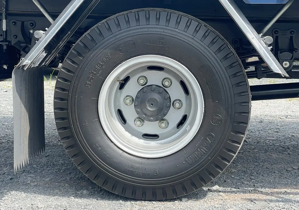 XE TẢI JAC 4T9/ 4.9 TẤN THÙNG 5M2 - Giá lăn bánh kèm chương trình khuyến mãi mới nhất XE TẢI JAC 4T9/ 4.9 TẤN THÙNG 5M2 - Giá lăn bánh kèm chương trình khuyến mãi mới nhất