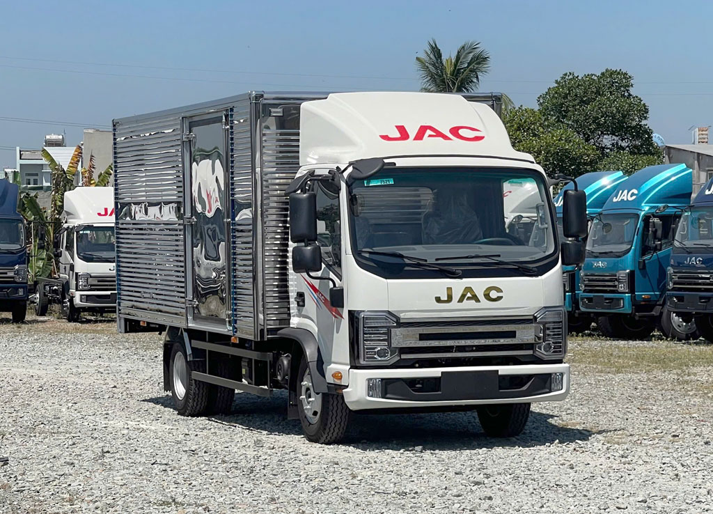 xe tải jac 2.4 tấn