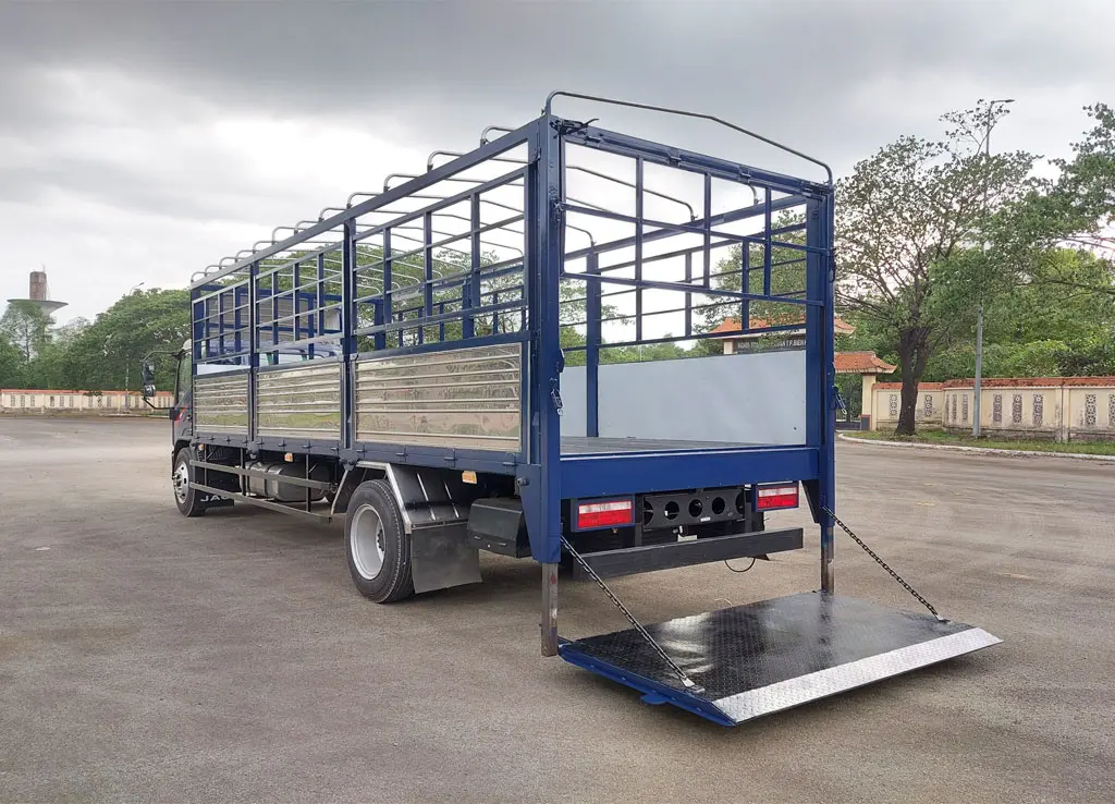 XE TẢI JAC 9 TẤN N900 THÙNG GẮN BỬNG NÂNG - Thiết kế ngoại thất hiện đại, sang trọng XE TẢI JAC 9 TẤN N900 THÙNG GẮN BỬNG NÂNG - Thiết kế ngoại thất hiện đại, sang trọng