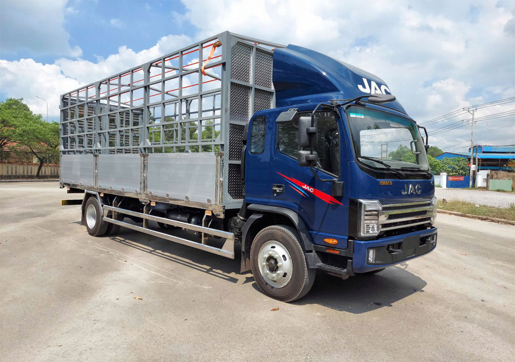 XE TẢI JAC 9 TẤN BỬNG NHÔM ĐÀ LẠT - Động cơ mạnh mẽ, hoạt động bền bỉ và tiết kiệm nhiên liệu