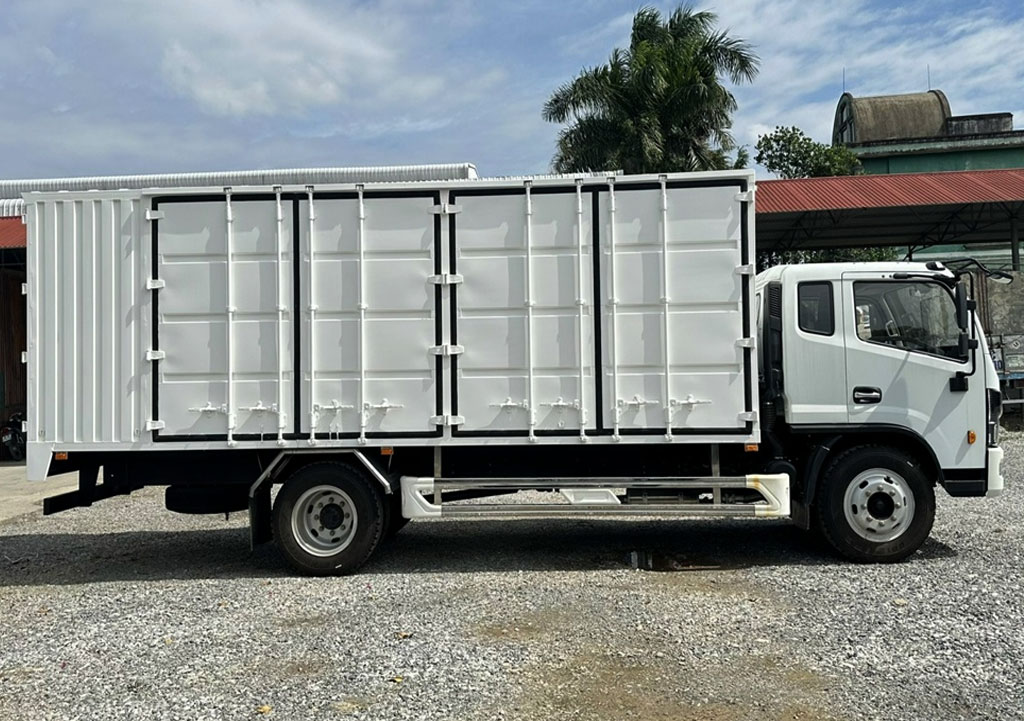 xe tải đồng vàng 800