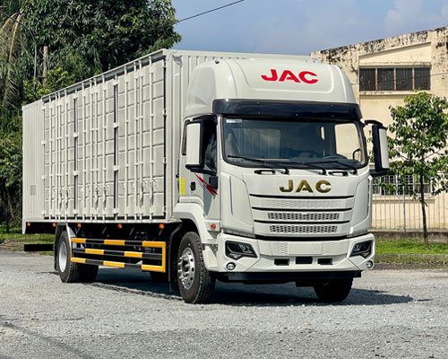 Giá Xe JAC Dawos 7.1 Tấn Thùng Kín Dài 9M9 Cont 60 Mét Khối 3 Cửa Hông