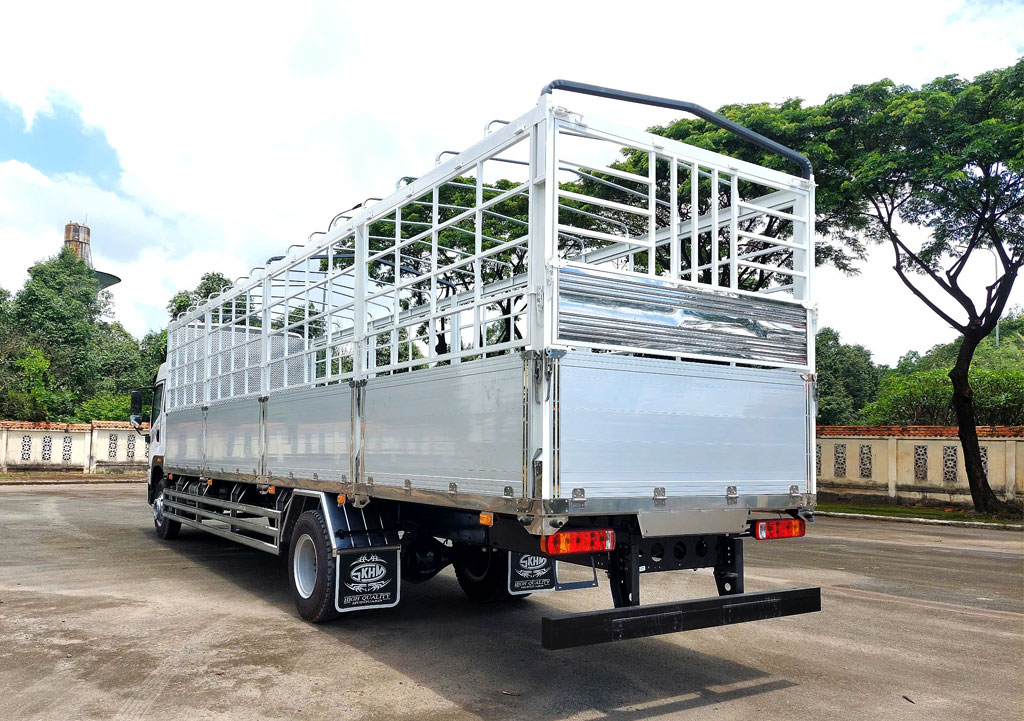 Xe Tải Faw JK6 4x2 7.5 Tấn Thùng Dài 9M9