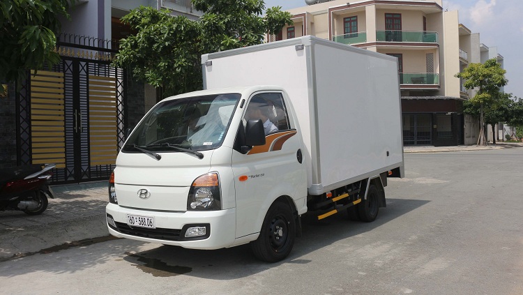 Bán Hyundai 1T5 thùng Composite chất lượng giá rẻ