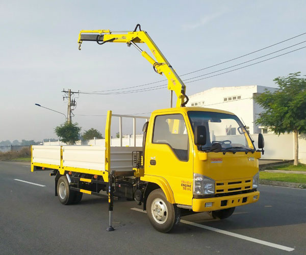 Xe Cẩu 2 Tấn VM NK490LL9 Gắn Cẩu Gập Hyva HB50