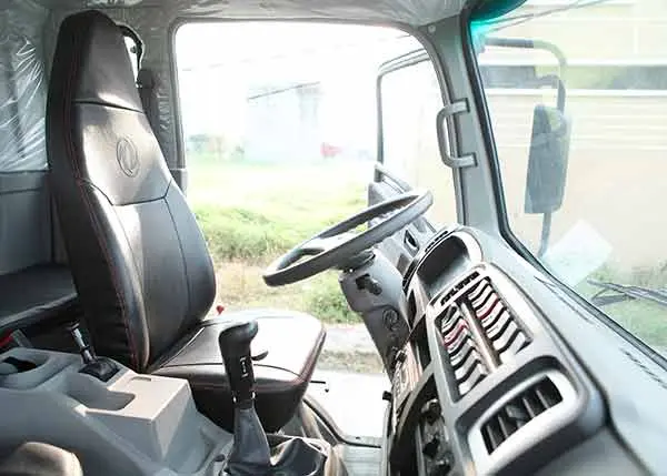 Xe Ben DongFeng 8.4 tấn 2 cầu (TG-US8.4B4X4) - Hỗ trợ mua xe trả góp lãi suất thấp tại Ô tô Phú Mẫn