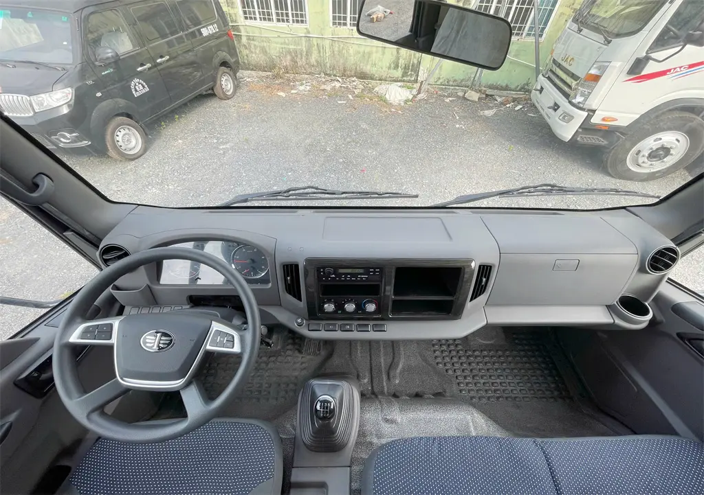 XE TẢI FAW 8.5 TẤN BỬNG NHÔM 6M2 - Đại lý Ô tô Phú Mẫn phân phối uy tín hàng đầu