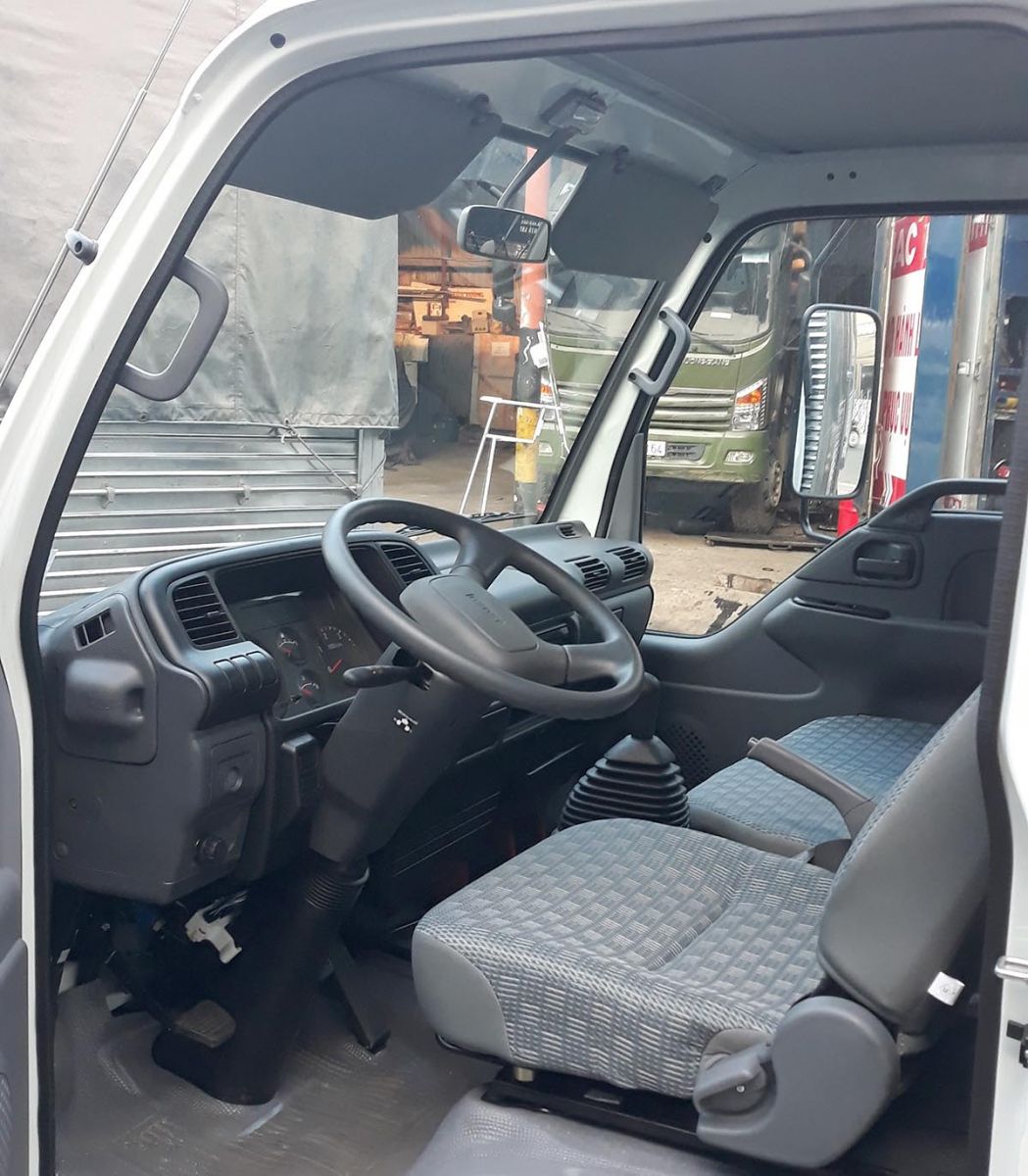 Xe Isuzu QKR 270 thùng kín 1t4 1t9 2t4