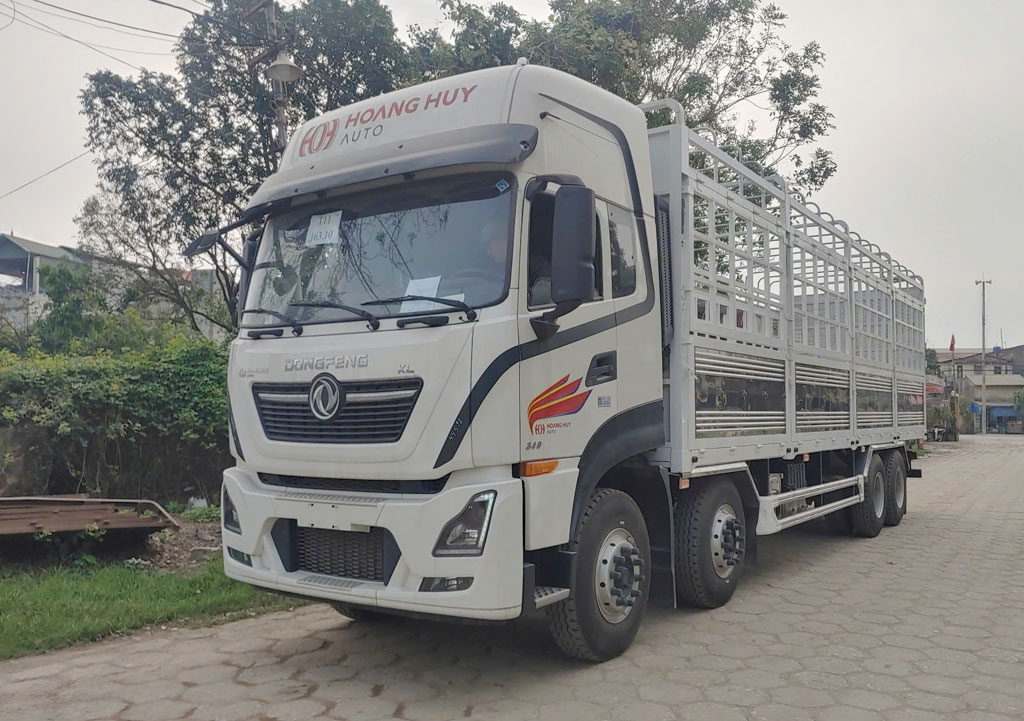 xe tải 4 chân dongfeng