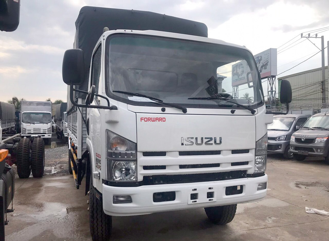 Xe tải isuzu 8T2 -FN129 Thùng bạt