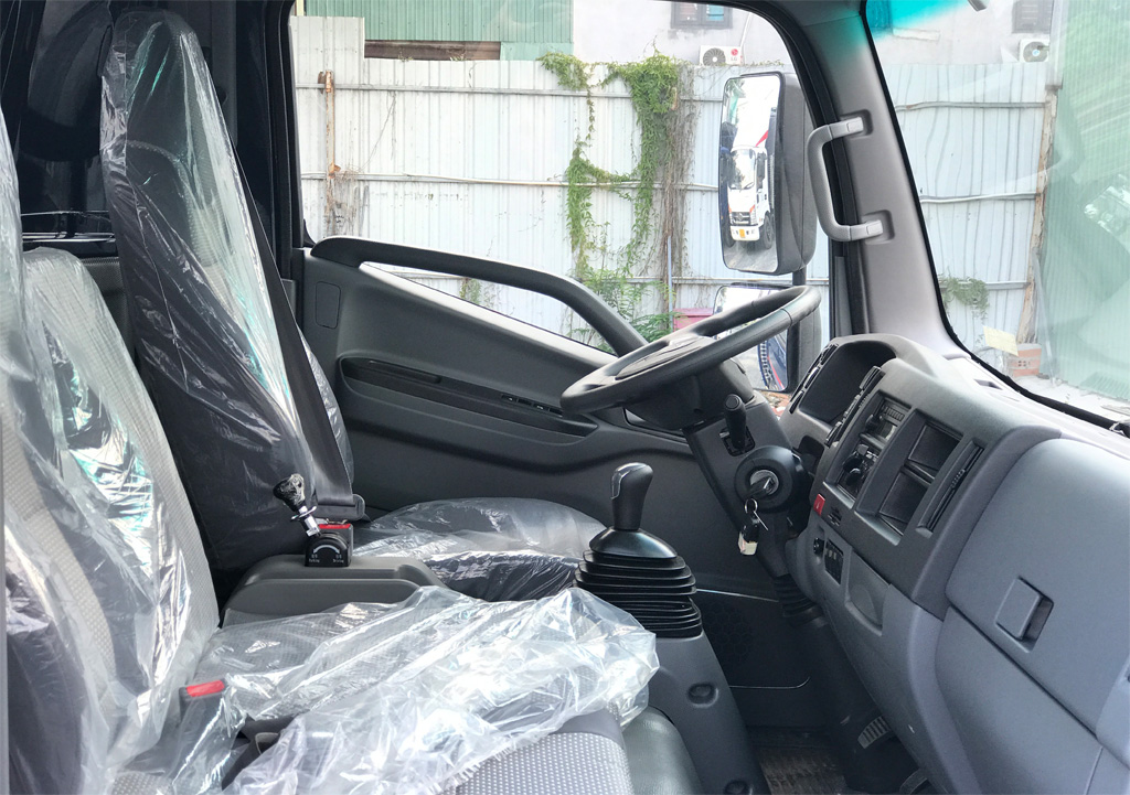 xe tải jac chở gà 3.5 tấn