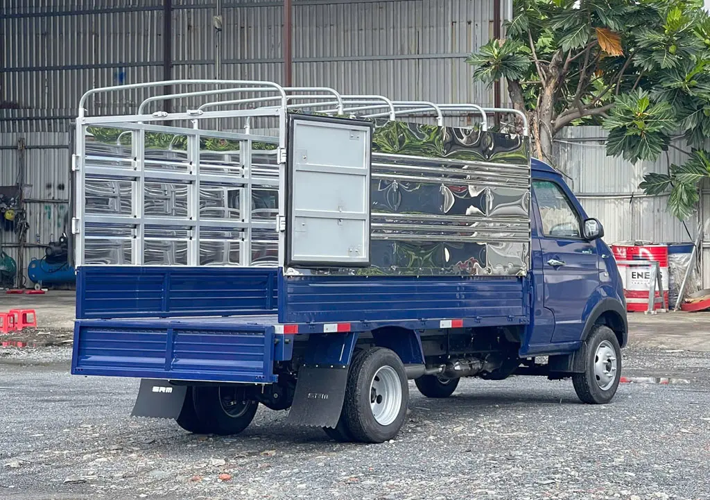 XE TẢI 1.5 TẤN SRM S1 THÙNG 3M  - Hệ thống phanh và lốp xe an toàn vượt trội