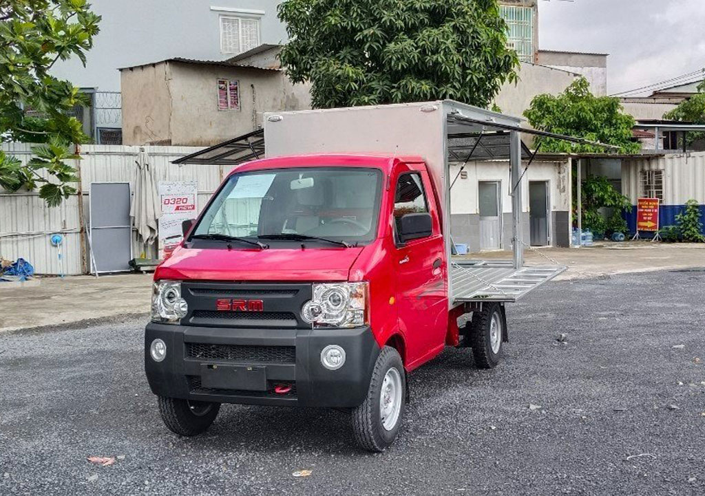 xe tải thùng cánh dơi