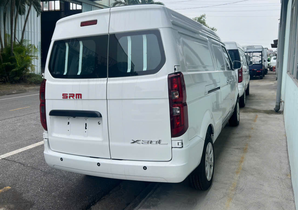 xe tải van 2 chỗ srm x30lp