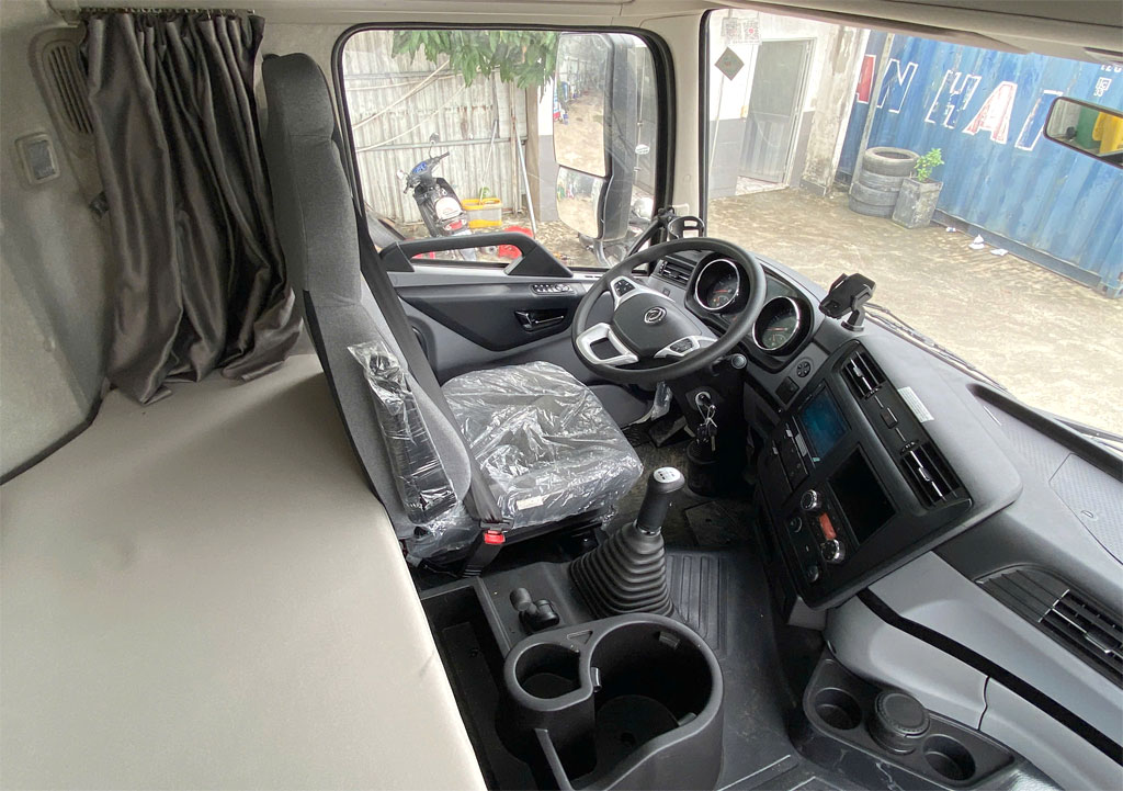 xe tải dongfeng 3 chân