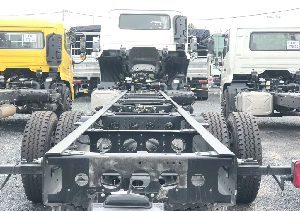 XE TẢI DONGFENG 9 TẤN KR180 THÙNG DÀI 7M5 - Giá lăn bánh kèm chương trình khuyến mãi mới nhất