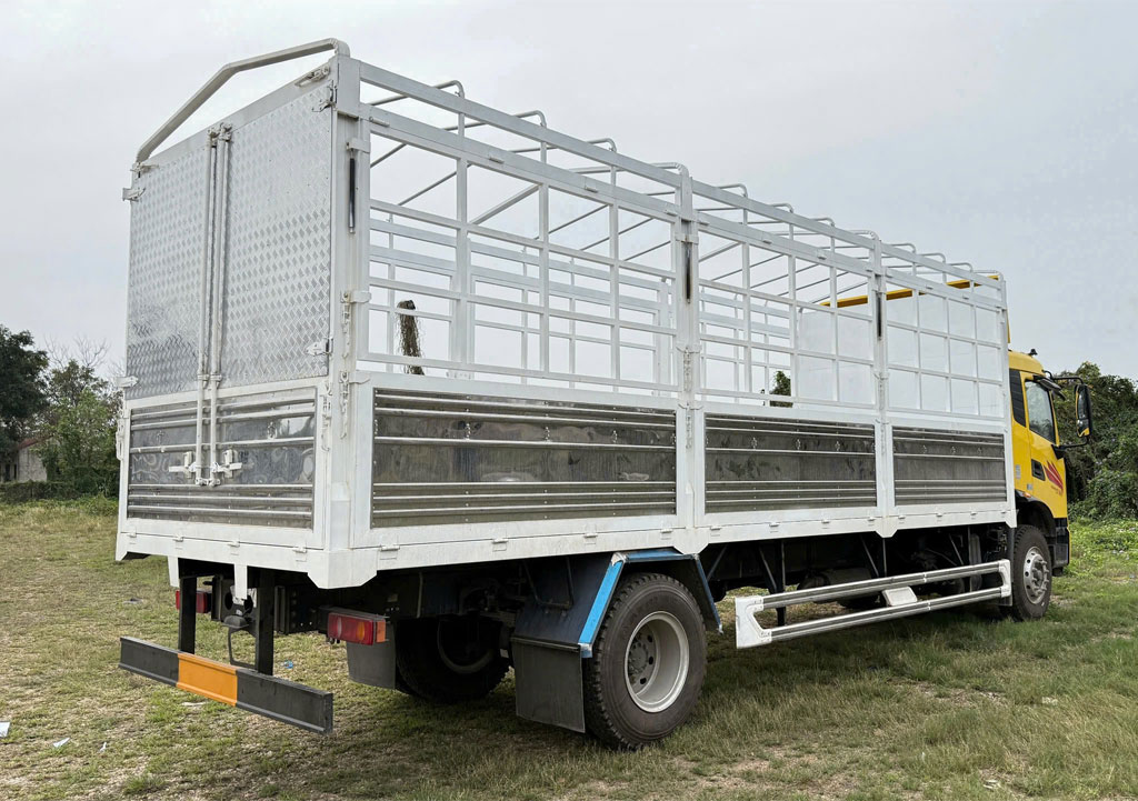 dongfeng 9 tấn kr180