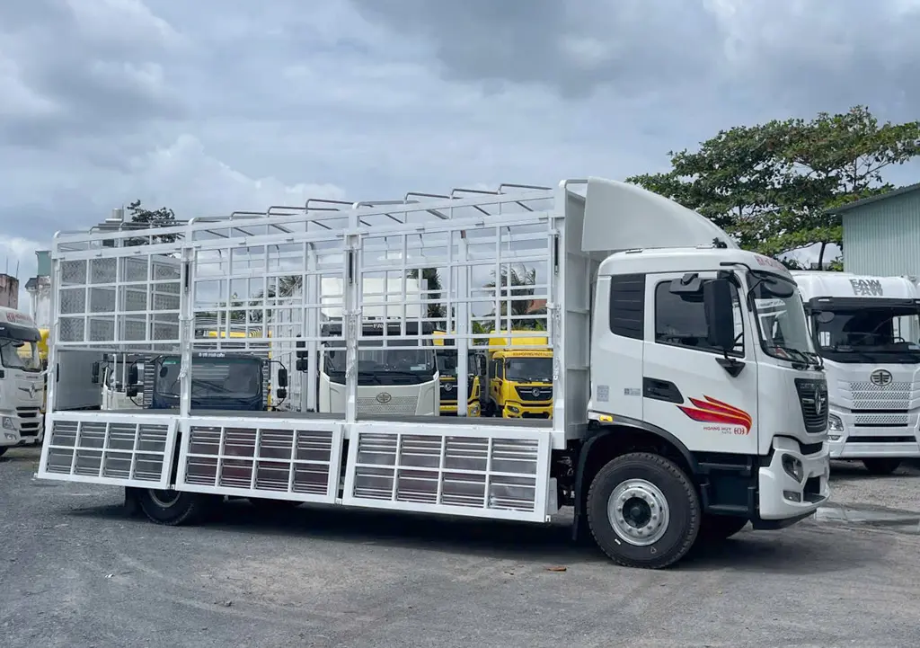 XE TẢI DONGFENG 9T1 THÙNG 8M2 CAO 2M52 - Động cơ mạnh mẽ, hoạt động bền bỉ và tiết kiệm nhiên liệu