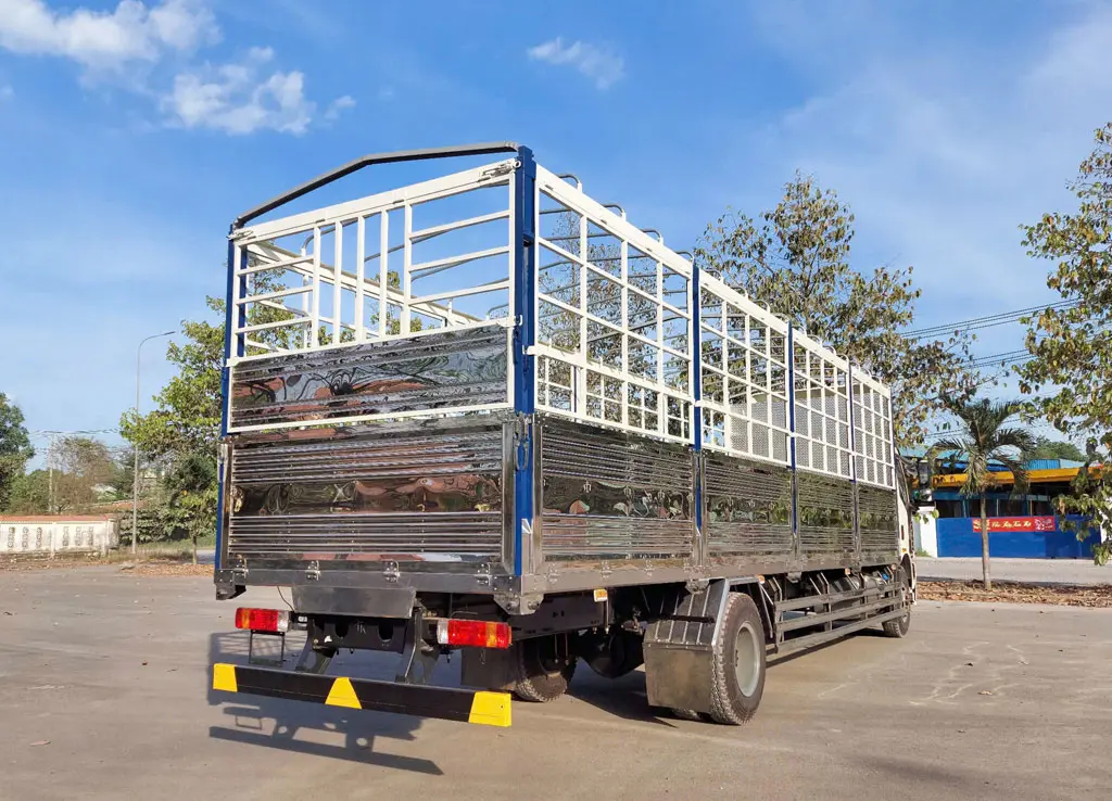 XE TẢI FAW 7.5 TẤN THÙNG DÀI CAO 2M5 - Động cơ mạnh mẽ, hoạt động bền bỉ và tiết kiệm nhiên liệu