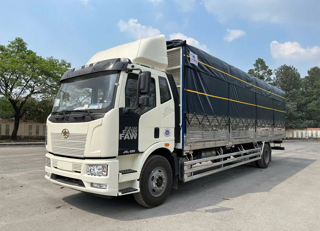 XE TẢI FAW 7.5 TẤN THÙNG DÀI CAO 2M5 - Thiết kế ngoại thất hiện đại, sang trọng XE TẢI FAW 7.5 TẤN THÙNG DÀI CAO 2M5 - Thiết kế ngoại thất hiện đại, sang trọng