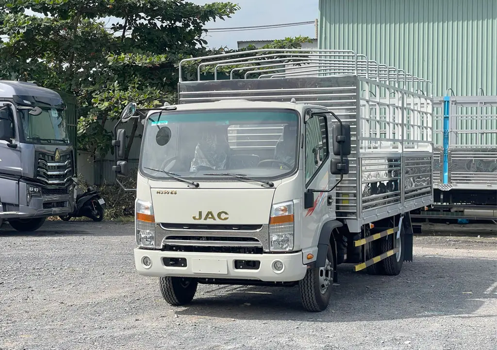 XE TẢI JAC 3.5 TẤN N350 PLUS THÙNG DÀI 5M2 - Thiết kế ngoại thất hiện đại, sang trọng