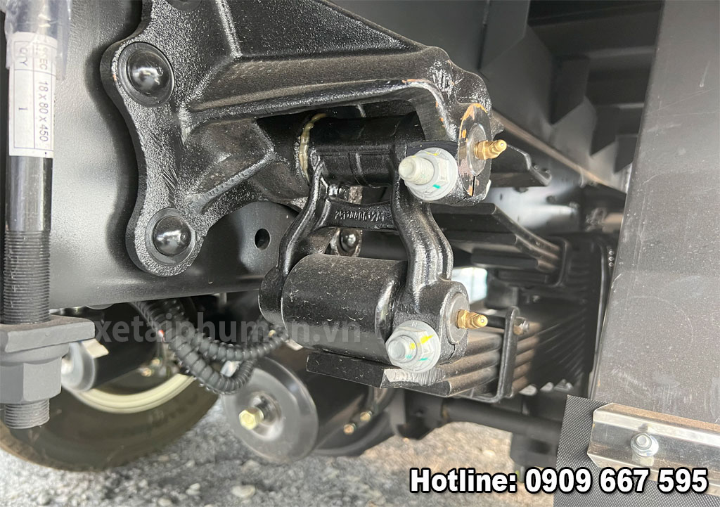 xe jac n800s chở gà