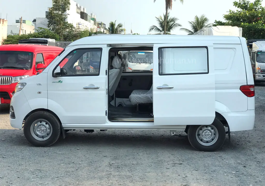  Xe Tải Van 5 Chỗ SRM X30i V5 Euro 5 - Động cơ mạnh mẽ, hoạt động bền bỉ và tiết kiệm nhiên liệu