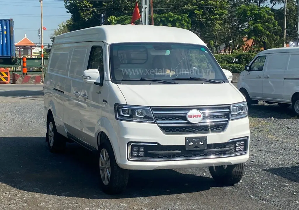 Xe Tải Van SRM 868 2 Chỗ Ngồi - Nội thất cabin tiện nghi, rộng rãi và thoải mái