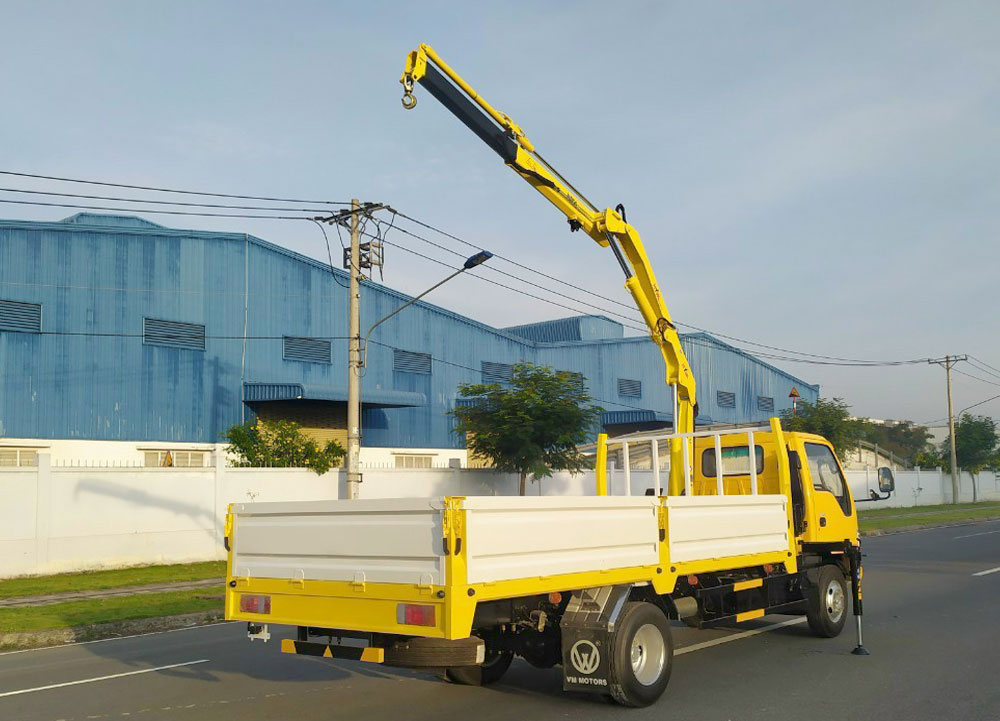 xe cẩu 2 tấn