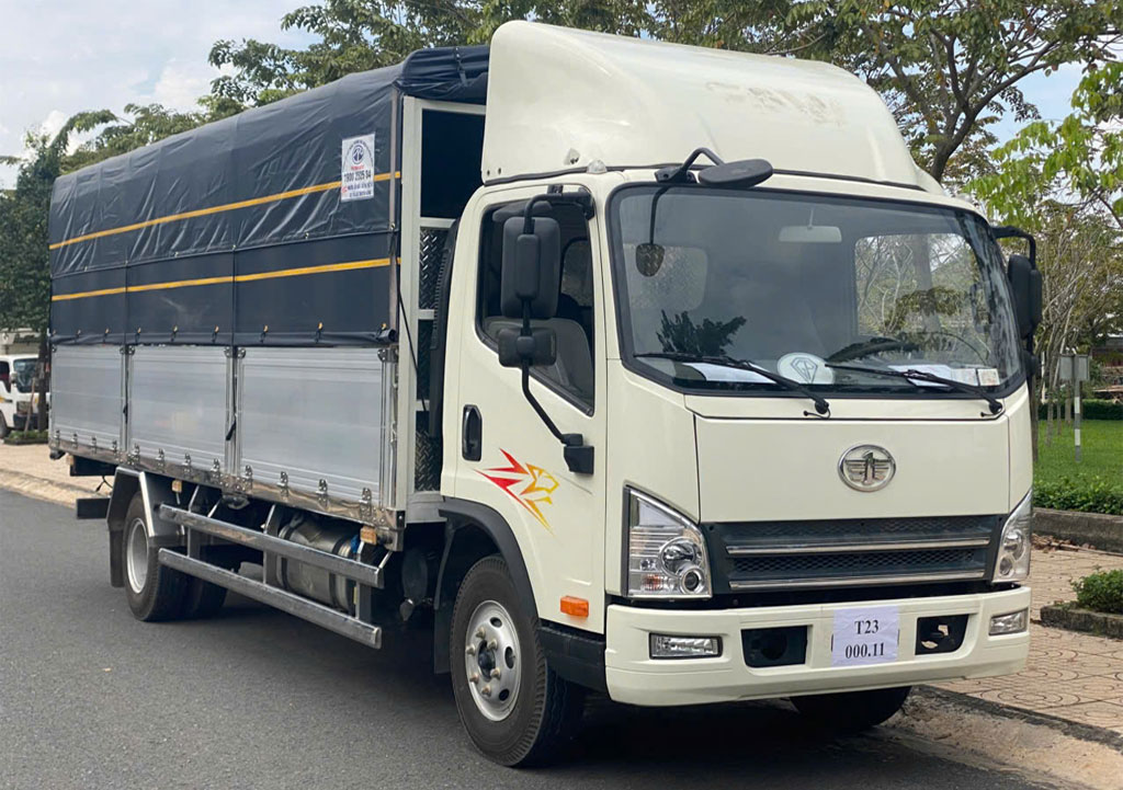 XE TẢI FAW 8.5 TẤN BỬNG NHÔM 6M2 - Hệ thống phanh và lốp xe an toàn vượt trội